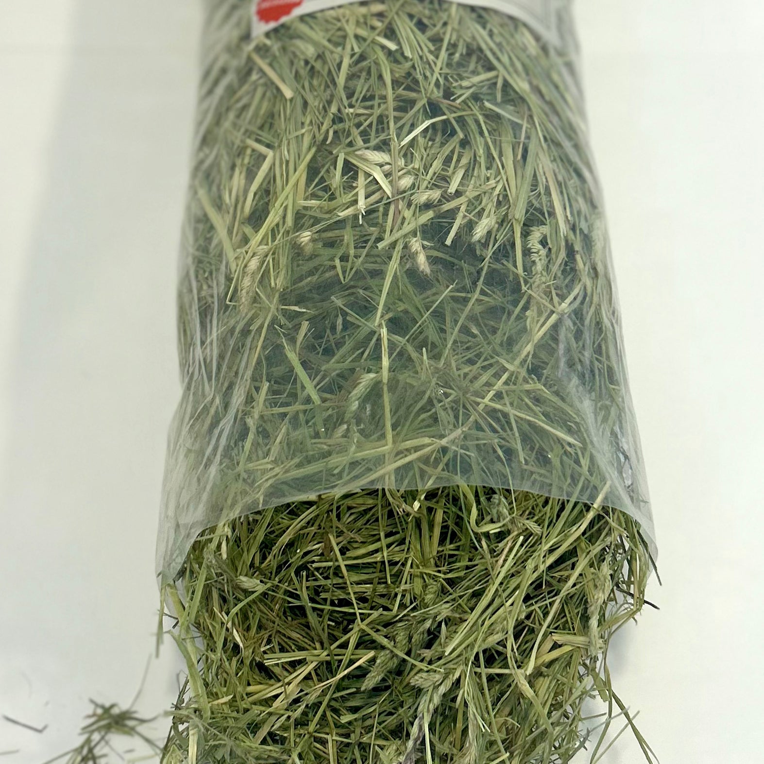 Bell Feed Company Small Pet Hay top open view